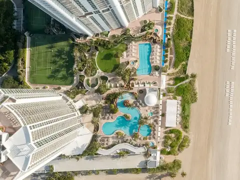 Departamento En Condo Resort Al Mar En Sunny Isles