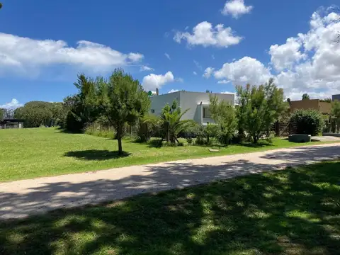 Terreno en Venta de 933,0 m2