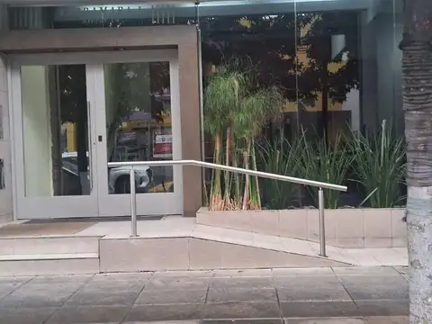 Monoambiente en pleno centra de  Ramos Mejia sur