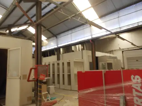 PARRQUE INDUSTRIAL A MTS. GRAL.PAZ /MITRE