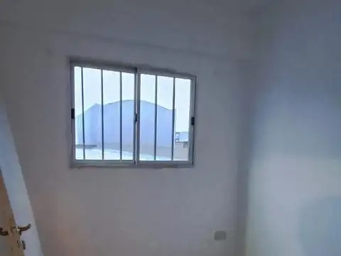 Charlone 648 , Piso 1