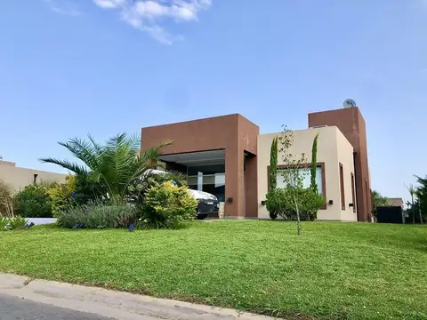 Santa Juana 100