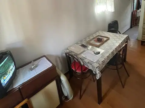 Depto Tipo Casa 2 ambientes con 1 baño