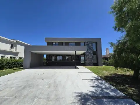 Casa - A Estrenar - Barrio San Matias - al  Agua - Escobar