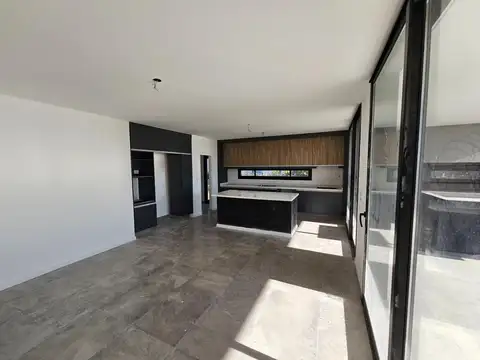 Casa - A Estrenar - Barrio San Matias - al  Agua - Escobar