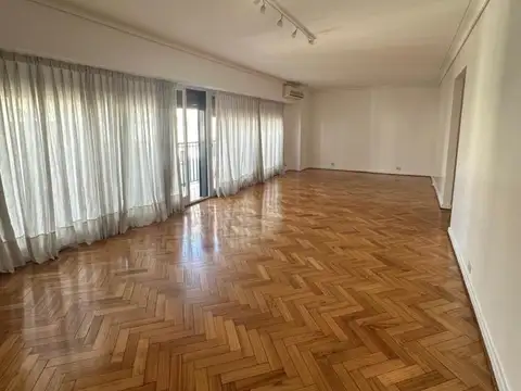 Excelente Dpto super Luminosocon cochera y baulera