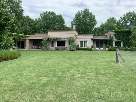 Casa en Venta de 4 dormitorios