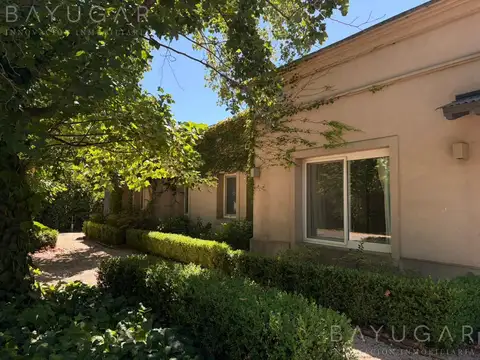 Casa en Venta al Este