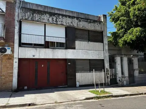 Casa en Venta en Parque Chacabuco, USD 210.000