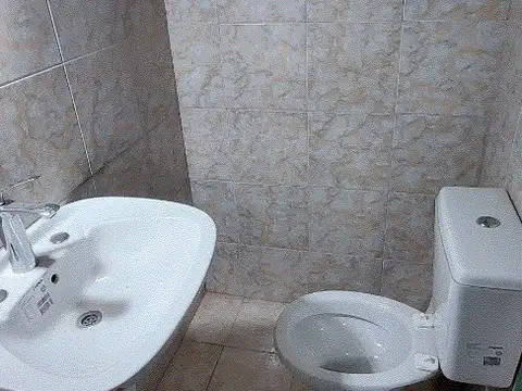 GALPON DE LOSA 230 M2 APTO GASTRONOMIA