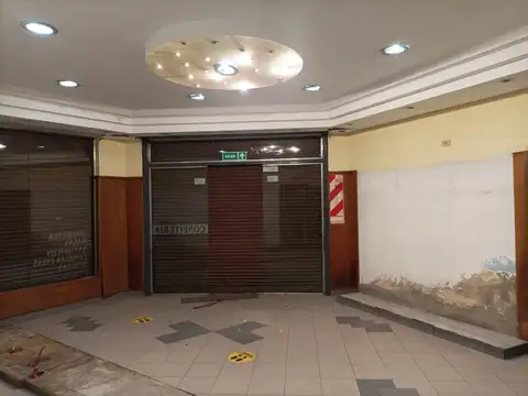 Local Comercial con Galpón y oficinas o vivienda