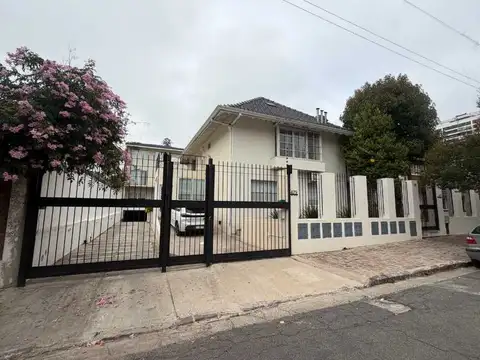 Departamento de 3 Ambientes con cochera en Quilmes Centro