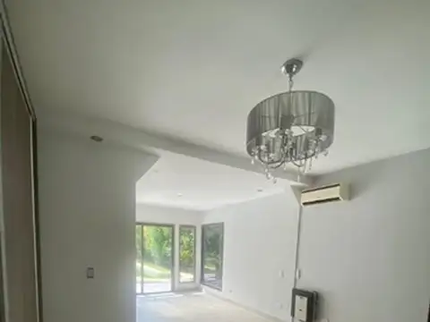 Casa en Venta en Fincas de Iraola II, USD 380.000