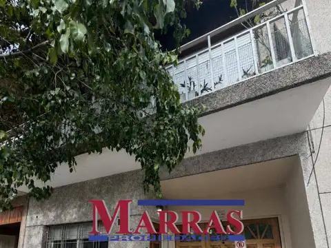 PH 4 AMBIENTES CON PATIO, TERRAZA Y COCHERA IMPECABLE!