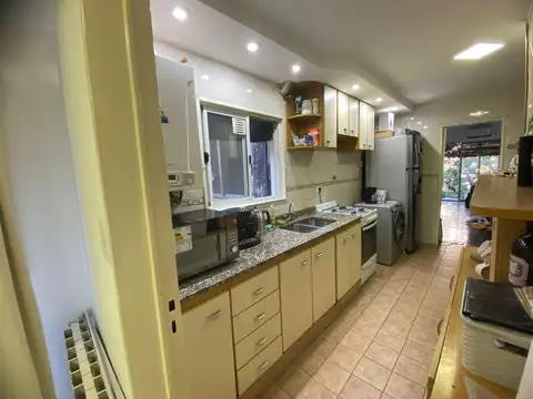 Departamento 4 ambientes con 2 baños