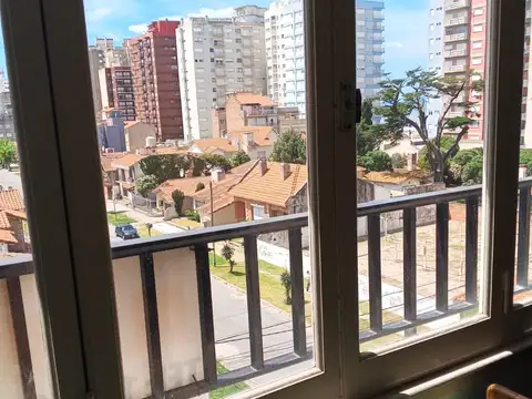 Departamento en Venta al Noreste