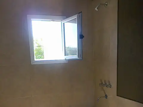 ALQUILERES EN BARRIOS PRIVADOS - EL HORNERO - DUPLEX 3 AMBIENTES jardin