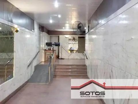DEPARTAMENTO EN VENTA- SANTA FE 1000- FRENTE A PLAZA CABRAL