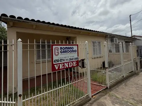 Casa en venta en Quilmes Oeste