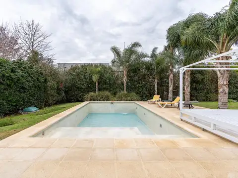 Casa en Venta en Funes, USD 1.100.000