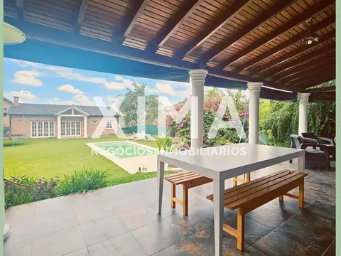 Casa en Alquiler de 5 dormitorios