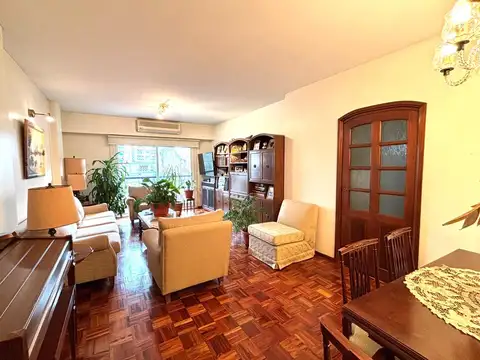 Departamento en Venta en Flores, USD 199.000