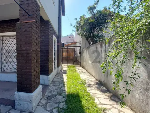 VENTA CASA EN VICENTE LOPEZ