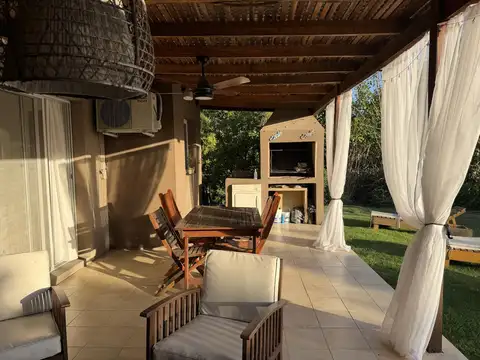 Casa Monoambiente con 3 baños