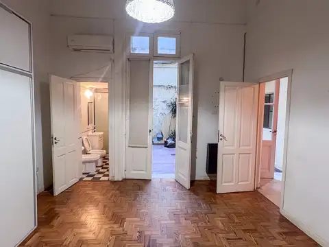 Depto Tipo Casa en Venta 68 años