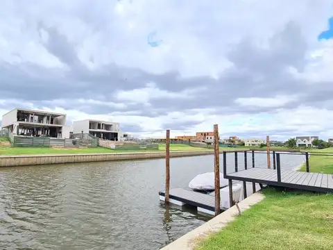 Lote al Río en Venta en El Yacht, Nordelta 100