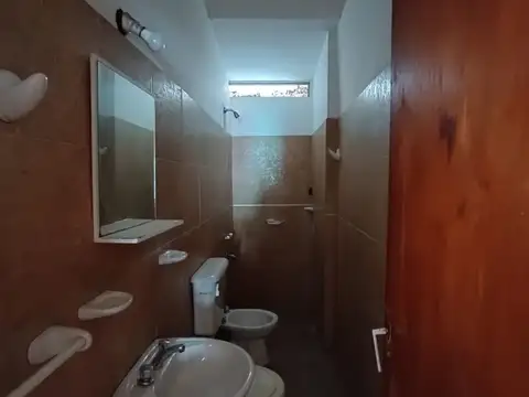 Depto Tipo Casa en Alquiler de 2 dormitorios