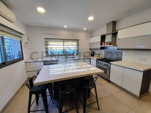 Casa en Venta en Km.50, USD 320.000
