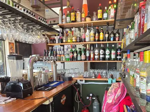 Av del sol y dos venados