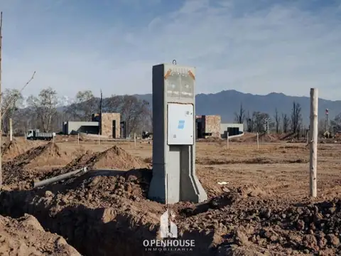 OPENHOUSE vende fabuloso lote en Bº Qvattro Viamonte