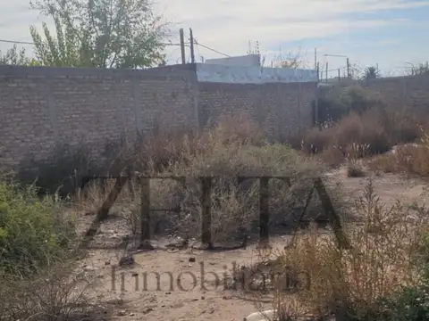 Terreno en Venta 40  mts Fondo