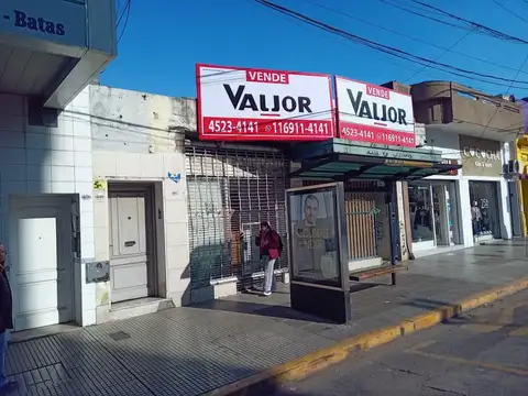 Excelente lote S/Avenida ideal proyecto comercial mas Local en PB