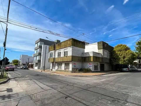 Depto Tipo Casa 6 ambientes con 2 baños