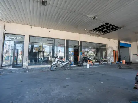 520 esquina 3 bis 1200, Piso 0