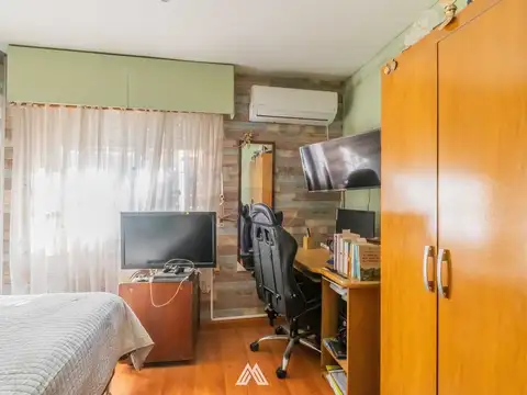 Casa 5 ambientes con 1 baño