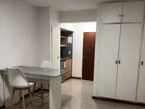Departamento en Alquiler de Monoambiente