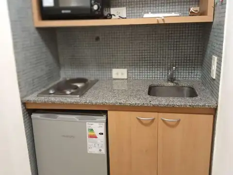 ALQUILER MONOAMBIENTE EXCELENTE ESTADO. Bajas expensas CONTRATO 24 MESES