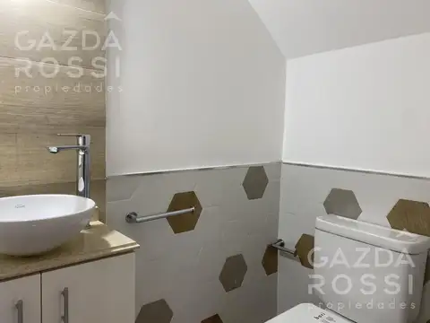 Casa 3 ambientes con 1 baño