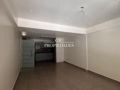 Alquiler de Oficina en 46 Plaza, Pilar
