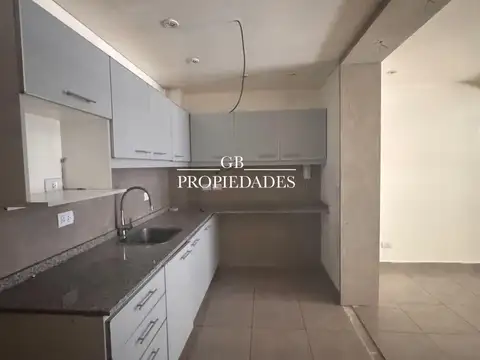 Alquiler de Oficina en 46 Plaza, Pilar