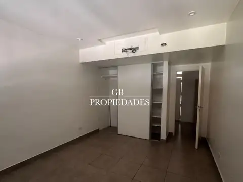 Oficina en Alquiler en Complejo 46 Plaza, $ 1.200.000