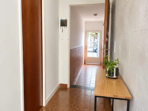 Ibarrola 7000, Piso UF1