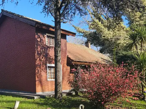 Venta Quinta con Pileta en La Reja Sur