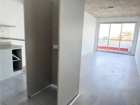 Av Brasil 2300, Piso 8