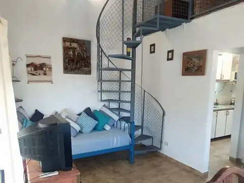 Av 1 4600, Piso 2