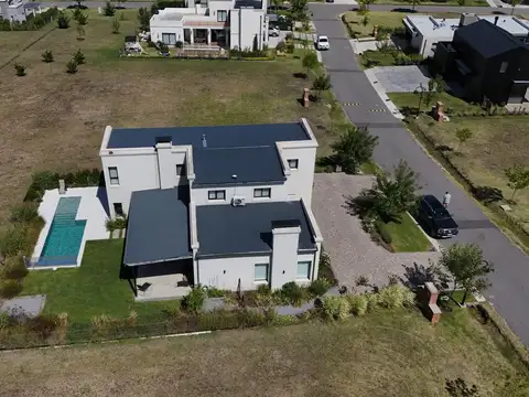 Casa en Alquiler en Mar del Plata, USD 2.800